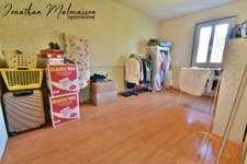 Pavillon familial avec double garage – Entre Verneuil-sur-Avre et Breteuil