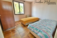 Maison familiale + terrain à bâtir – Environ 2 600 m² – Proche Le Neubourg