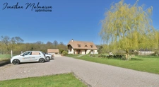 COUP DE CŒUR – Maison familiale avec 6 600 m² de terrain, proche forêt