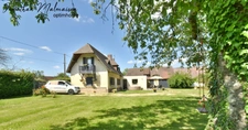 Charmante Maison avec Jardin, Garage à Proximité des Commerces et École