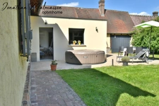 Charmante Maison avec Jardin, Garage à Proximité des Commerces et École