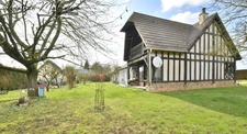 Authentique maison normande – Charme rustique et cadre champêtre