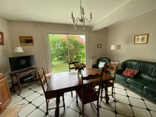 CENTRE DE SAINT PIERRE DU MONT - MAISON DE CARACTERE DE TYPE 4 SUR TERRAIN DIVISIBLE 6600 M2 (2 LOTS) 