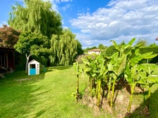Maison pleine de charme de 5 pièces (DPE C/A) en excellent état avec grand terrain Proche de VILLENEUVE DE MARSAN (40) à SAINT GEIN