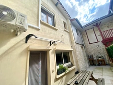 2 Appartements duplex T3 de 71M2 et 55M2 totalement rénovés (dont un avec terrasse) à vendre centre historique de SAINT SEVER (40)