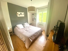 Maison d'architecte T5 (DPE C/A) de 5 pièces à BASCONS (40) au calme avec belles prestations et piscine 