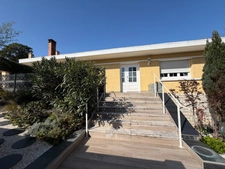 Maison bourgeoise de caractère avec d'excellentes prestations dans le centre de MONT DE MARSAN (40)