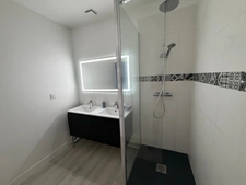APPARTEMENT T3 (DPE B/A) AVEC TERRASSE - BORDEAUX QUARTIER ST PIERRE/CAMILLE JULLIAN - IMMEUBLE EN PIERRE RÉNOVÉ.