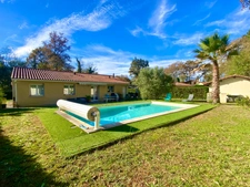 Maison contemporaine de 5 pièces avec piscine et garage dans quartier prisé à BRETAGNE DE MARSAN (40)