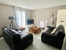 Maison contemporaine de 5 pièces avec piscine et garage dans quartier prisé à BRETAGNE DE MARSAN (40)