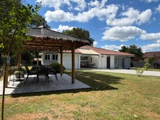 Maison d'architecte totalement rénovée de 130M2 SAINT MARTIN D'ONEY (40) avec terrain de 2000M2