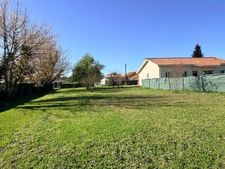 Maison 6 pièces (194M2 habitable) avec terrain divisible et garage aménageable dans la centre de GABARRET (40)