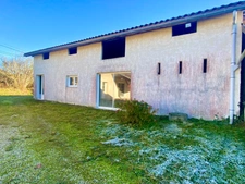 Fermette de charme de 6 pièces (DPE C/A) avec dépendances sur terrain de 8000M2 à GRENADE SUR L'ADOUR (40)