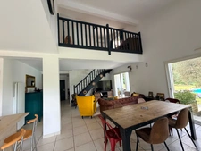 Magnifique maison contemporaine atypique avec piscine sécurisée et grand terrain avec vue panoramique à BROCAS (40)