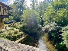 Magnifique Moulin rénové en totalité (DPE D) avec gîte indépendant sur terrain de 4HA arboré sans vis à vis BOUGUE (40)