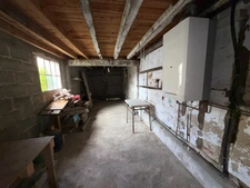 Maison de caractère à fort potentiel avec intérieur rénové dans le centre de BASCONS à 10 minutes de MONT DE MARSAN