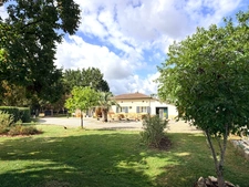 Magnifique maison de caractère de 120M2 avec piscine et garage double sur grand terrain proche de ST SEVER à TOULOUZETTE