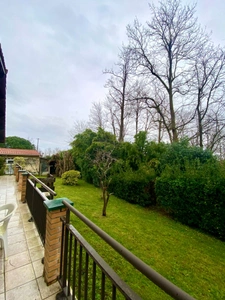 Maison de charme 5 pièces avec garage et véranda fermée à GAMARDE LES BAINS (40) sur terrain de 1200 M2 sans vis à vis