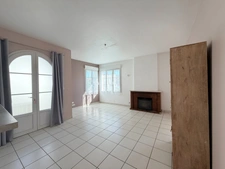 Maison Art Déco (DPE C) avec piscine chauffée dans quartier prisé de MONT DE MARSAN (40)