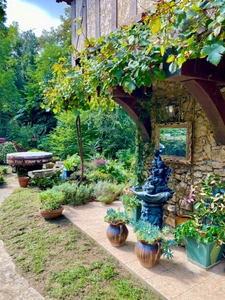 Magnifique Moulin rénové en totalité (DPE D) avec gîte indépendant sur terrain de 4HA arboré sans vis à vis BOUGUE (40)