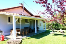 Maison 4 pièces en excellent état à MONT DE MARSAN (40) - quartier prisé - garage, carport et terrasse sur terrain 577M2