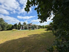 Magnifique maison contemporaine atypique avec piscine sécurisée et grand terrain avec vue panoramique à BROCAS (40)
