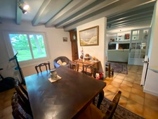 Maison Landaise de 280M2 avec piscine et grand terrain divisible boisé de chênes à SAINT PIERRE DU MONT (40)