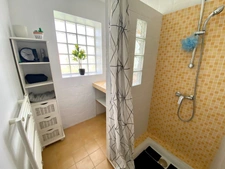 Maison pleine de charme de 5 pièces (DPE C/A) en excellent état avec grand terrain Proche de VILLENEUVE DE MARSAN (40) à SAINT GEIN