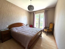 Maison de plain pied de 5 pièces de 136M2 (idéal activité professionnelle) proche des commodités MONT DE MARSAN (40)
