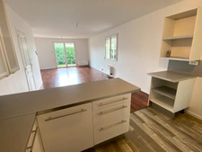 Maison 4 pièces en excellent état à MONT DE MARSAN (40) - quartier prisé - garage, carport et terrasse sur terrain 577M2