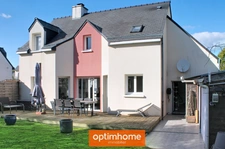 Maison de 108 m²au sol, 5 pièces avec double garages.