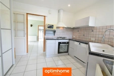 BELLE MAISON EN PIERRE – 165 m² HABITABLES – TERRAIN DE 1 700 m² – NOMBREUSES DÉPENDANCES