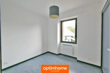 BELLE MAISON EN PIERRE – 165 m² HABITABLES – TERRAIN DE 1 700 m² – NOMBREUSES DÉPENDANCES