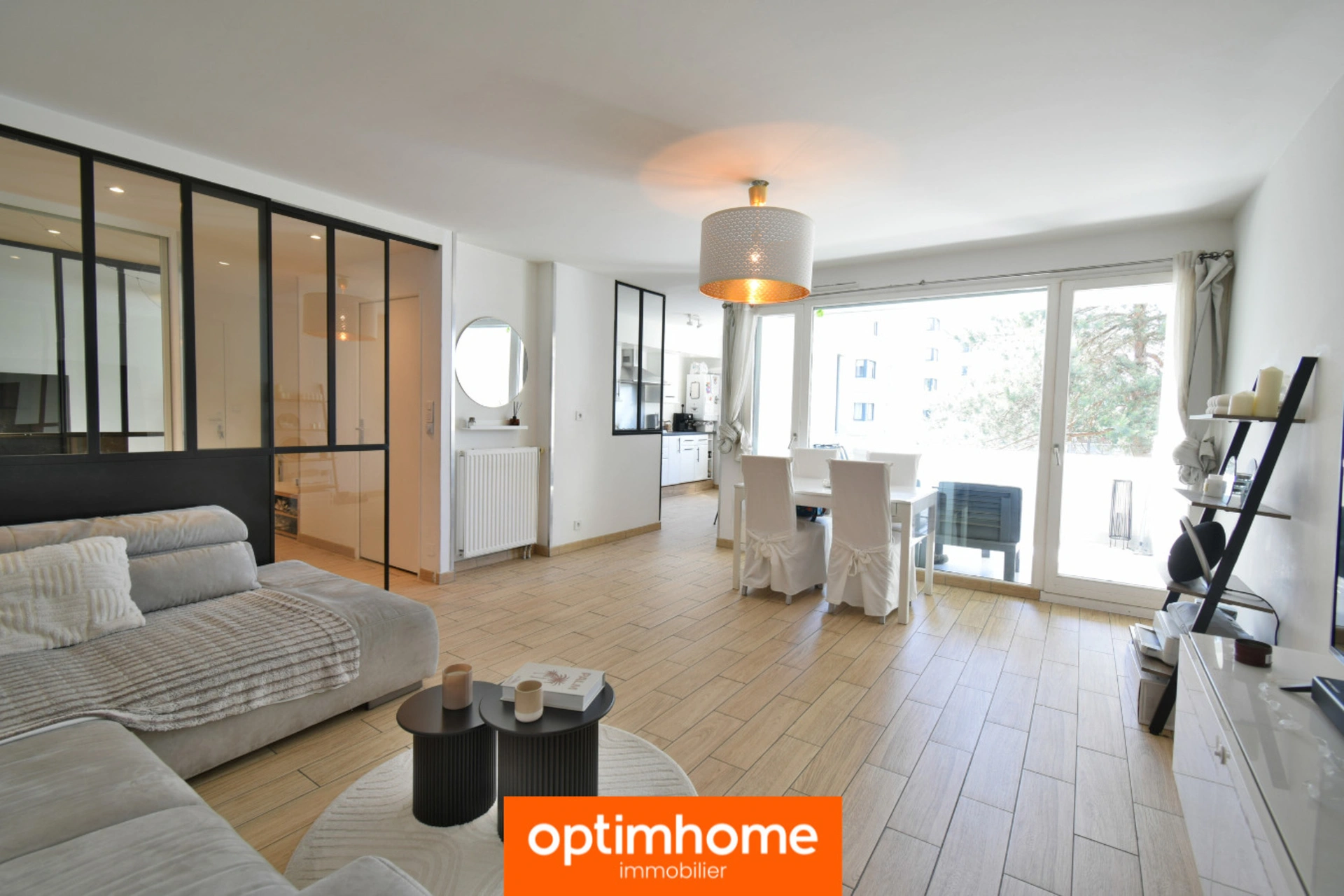Appartement 4 pièces 84 m² · à Saint Jacques de la Lande · 84 m² · 236 000 €