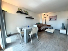 Appartement 4 pièces, 3 chambres / balcon / cave / parking / terrain de tennis