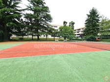Appartement 3 pièces + balcon + cave + parking + terrain tennis