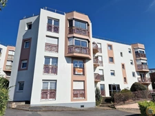 Appartement 3 pièces + balcon + 2 parkings