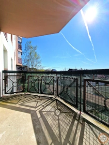 Appartement 3 pièces + balcon + 2 parkings