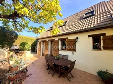 Maison 4 chambres + garage + beau jardin