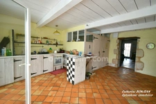 Maison de village en pierre 4 pièces avec jardin- Coeur de bourg- SAINT YZANS DE MEDOC (33)