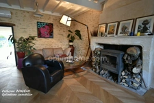 Maison de village en pierre 4 pièces avec jardin- Coeur de bourg- SAINT YZANS DE MEDOC (33)