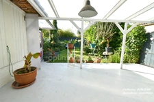 Maison de village en pierre 4 pièces avec jardin- Coeur de bourg- SAINT YZANS DE MEDOC (33)
