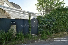 Maison de village en pierre 4 pièces avec jardin- Coeur de bourg- SAINT YZANS DE MEDOC (33)