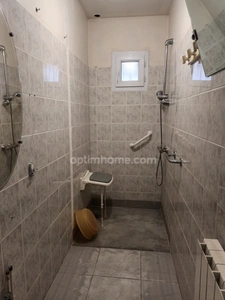 Maison à rénover plain-pied 2 chambres BLANQUEFORT (33)