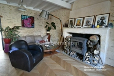Maison de village en pierre 4 pièces avec jardin- Coeur de bourg- SAINT YZANS DE MEDOC (33)