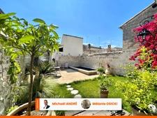 MAISON INTRA-MUROS AVEC PATIO ET PISCINE 