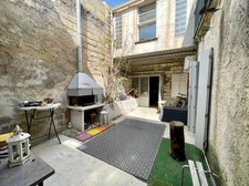 IMMEUBLE 180 M2 AIGUES MORTES 