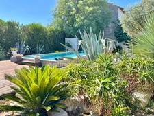 Coup de cœur en Camargue – Mas individuel rénové avec jardin paysager & piscine sans vis-à-vis