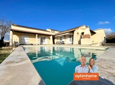 VILLA 5 PIÈCES DE PLAIN-PIED AVEC GARAGE ET PISCINE 