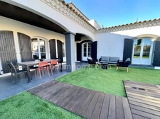 MARINA INDIVIDUELLE 5 PIÈCES 155 M2 AVEC PISCINE ET GARAGE AIGUES MORTES 
